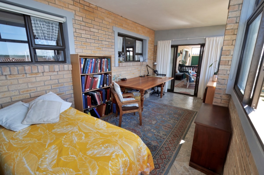 4 Bedroom Property for Sale in Stilbaai Wes Western Cape